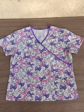 Vintage Disney Marie Scrub